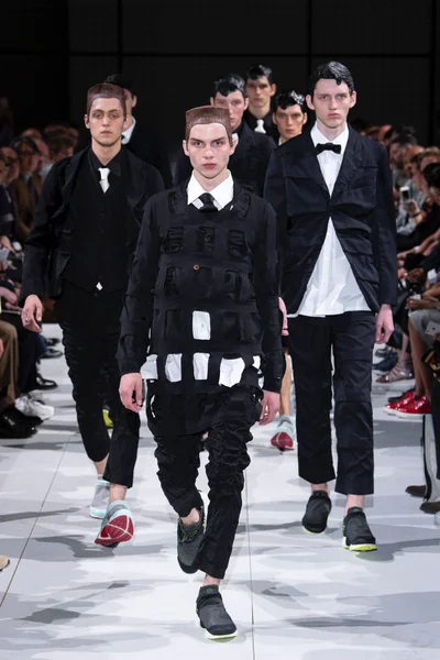 Look 1